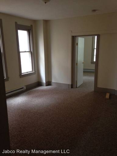 Main picture of 343-45 E Bishop St