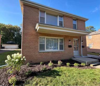 Main picture of 1121 Summit Ave
