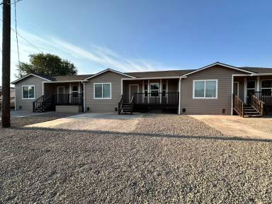 Main picture of C&amp;L Triplex