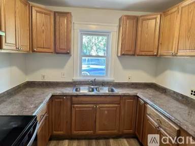 Main picture of 175 West St