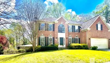 Main picture of 522 Dill Pointe Dr