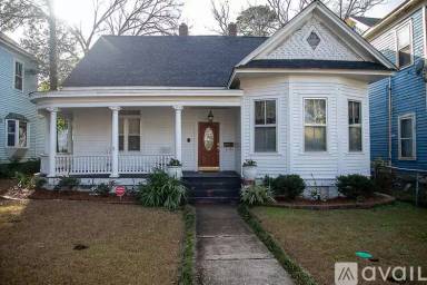 Main picture of 2223 Lincoln St