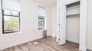 Main picture of 1713 Himrod St