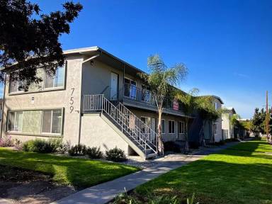 Main picture of 6587 Cervantes Rd