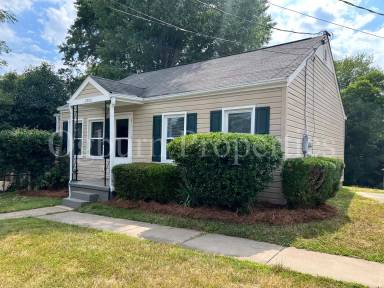 Main picture of 2900 S Main St