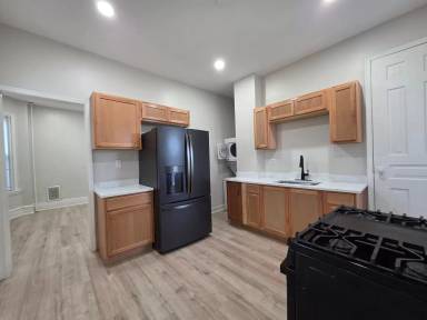 Main picture of 416 N Broom St