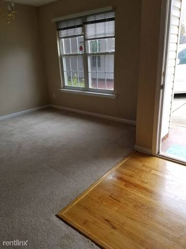 Main picture of 104 Sentinel Ct