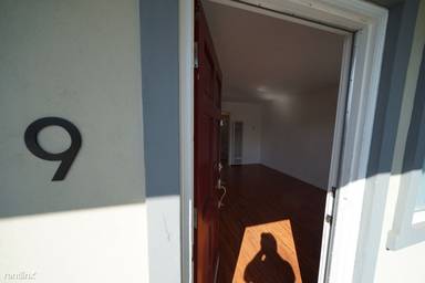 Main picture of 152 Lincoln Ave