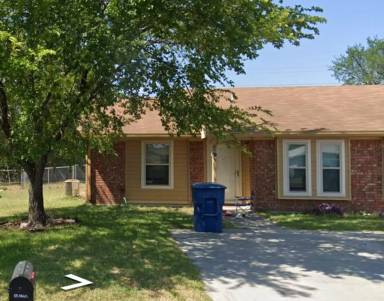 Main picture of 206 South Dr