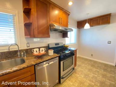 Main picture of 472 Olive St