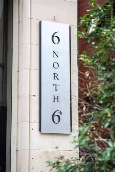 Main picture of 6 N 6th St