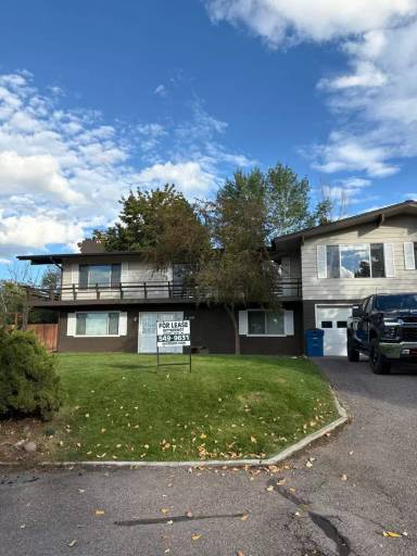 Main picture of 908 Whitaker Dr