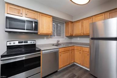 Main picture of Livingstone Apartments In Hatboro