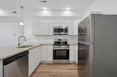 Main picture of 4512 Lancaster Ave