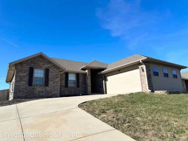 Main picture of 2045 S Pebbleridge
