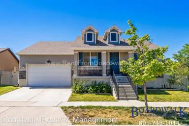Main picture of 178 E Flicker Dr