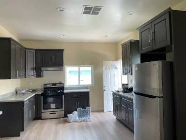 Main picture of 2243 Dwight Way