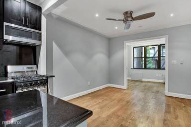 Main picture of 145 E 26th St