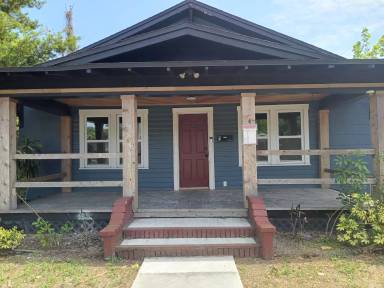 Main picture of 1934 30th Ave N