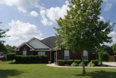 Main picture of 204 Wes Ashley Dr