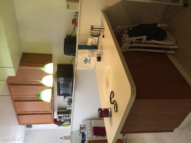 Main picture of 244 S 11th St