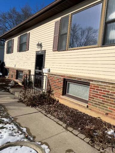 Main picture of 18508 W Woodland Ter
