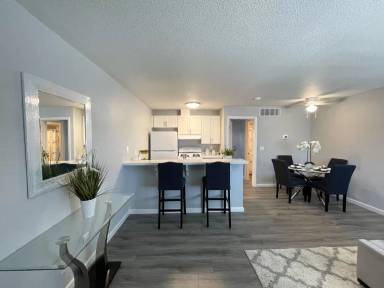 Main picture of Lincoln Village Apartments