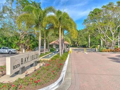 Main picture of 2377 Harbour Oaks Dr