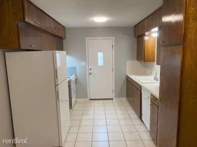 Main picture of 1619 W Nolana Ave