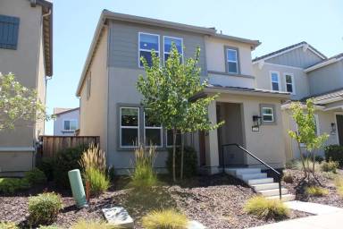 Main picture of 1618 Scarlet Ash Ave