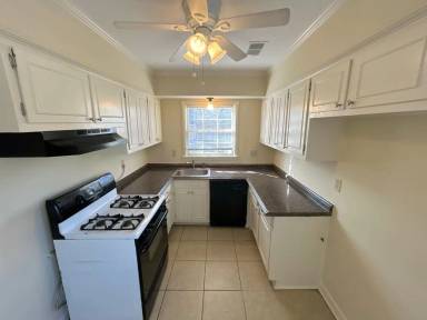 Main picture of 5184 Dunnellon Ave