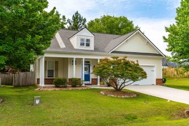 Main picture of 148 Pearson Pl