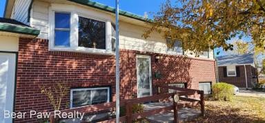 Main picture of 4518 E 16th St