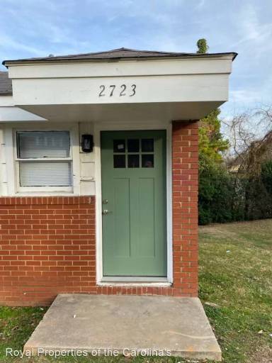 Main picture of 2717 Columbus Cir