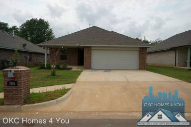 Main picture of 209 Saint Charles Way