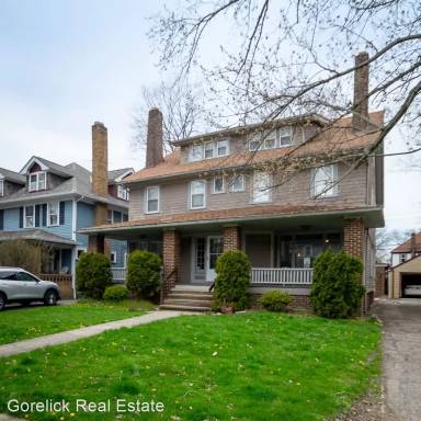 Main picture of 2965 E Derbyshire Rd