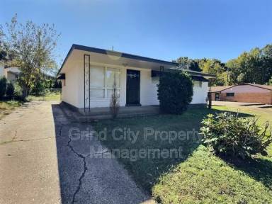 Main picture of 395 Fairhope Rd