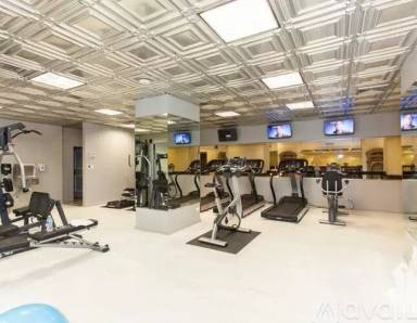 Main picture of Sheridan Plaza