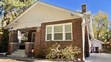 Main picture of 1912 Jasmine St