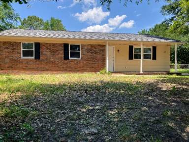 Main picture of 210 Burbank Rd