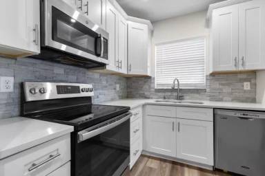 Main picture of 8406 W Sample Rd
