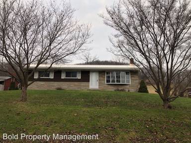 Main picture of 499 Pine Rd