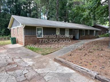 Main picture of 5333 Bishops Cir