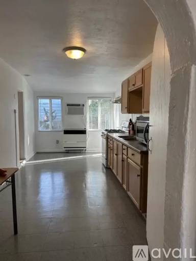 Main picture of 33141 Case St