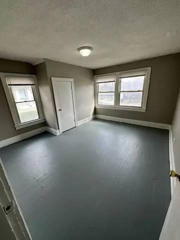 Main picture of 1661 Cleveland Ave