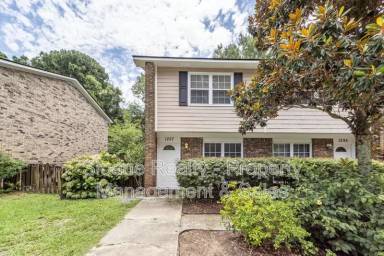 Main picture of 1297 Mathis Ferry Rd