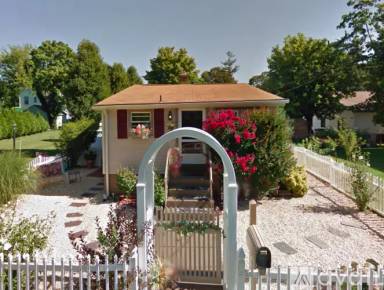 Main picture of 131 Washington Ave