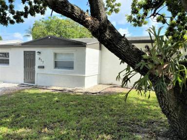 Main picture of 817 SW 20th St