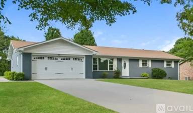 Main picture of 411 Luther Jackson Dr