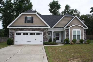 Main picture of 103 E Berkshire Ct